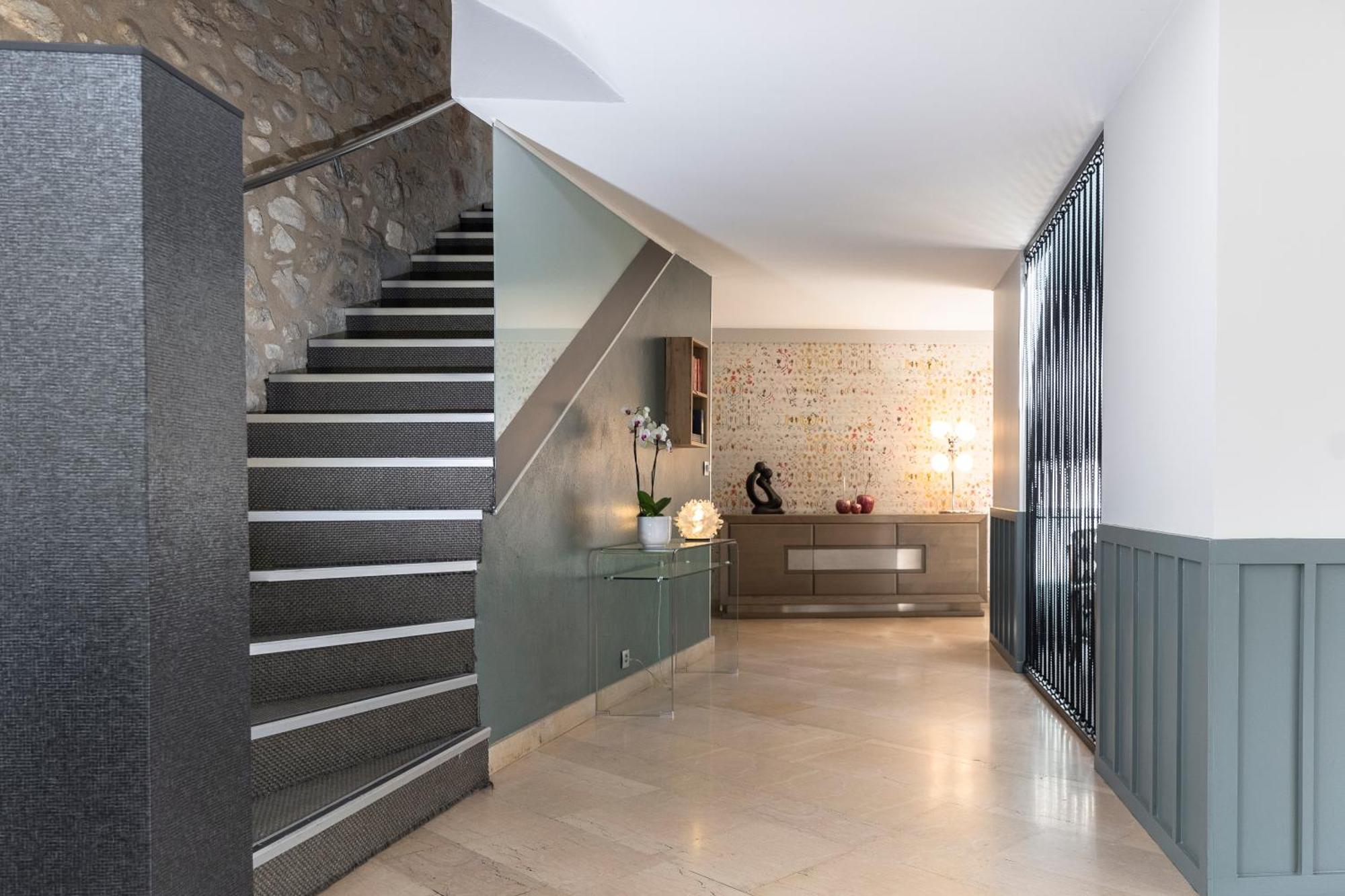 Le Carre D'Alethius Logis Hotel Restaurant Charmes-sur-Rhone Exterior foto